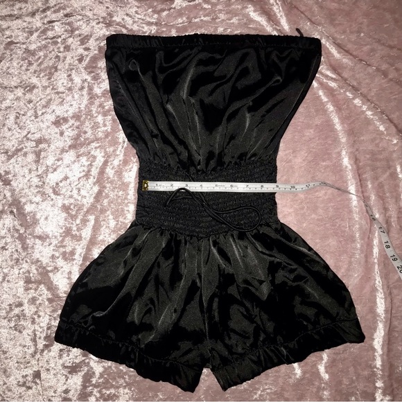 Vtg 90s/Y2K Silky Black Romantic Goth/Going Out Strapless Shorts Romper - Picture 2 of 9